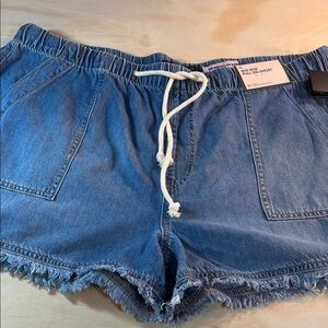 BCBGeneration Blue Jean Shorts with Drawstring unfinished edge sz XL